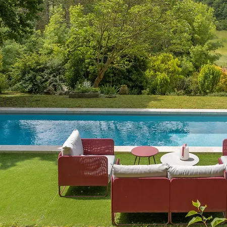 Le Domaine Sainte Raffine, Piscine, Charme Et Insolite 3* Belveze