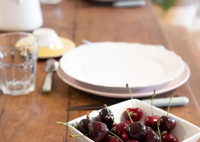 Le Domaine Sainte Raffine, Piscine, Charme Et Insolite فندق مبيت وإفطار